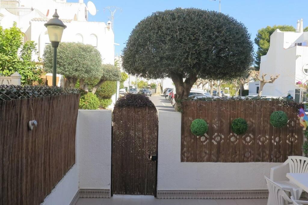 Bungalow In Moorse Stijl El Campello Exterior foto
